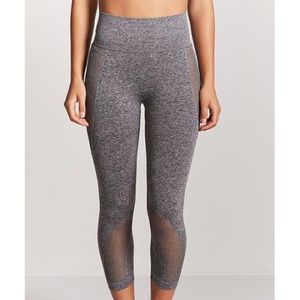 Forever 21 Mesh Marled Capri Leggings-Small